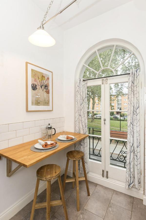 Chic 1 Bedroom Apartment In Bloomsbury, Sleeps 4 Лондон Екстериор снимка