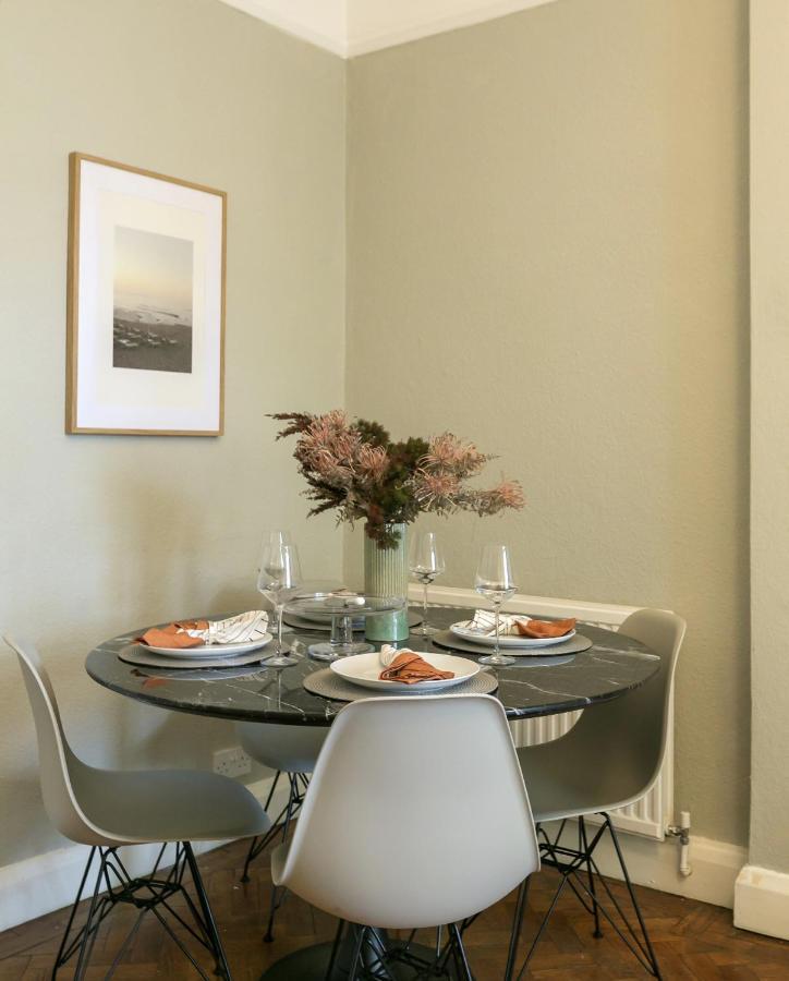 Chic 1 Bedroom Apartment In Bloomsbury, Sleeps 4 Лондон Екстериор снимка